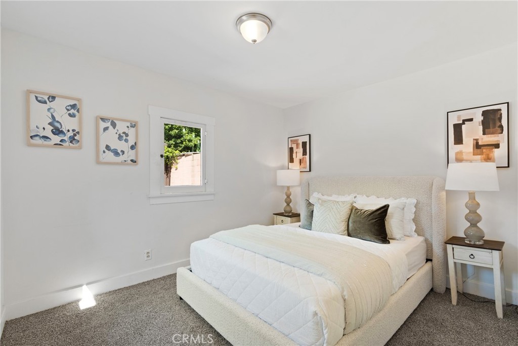 1070 Marengo Avenue N