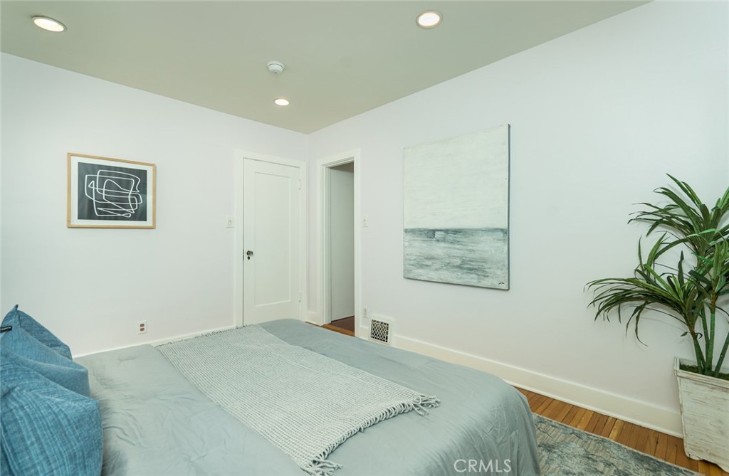 2651 Hollister Terrace