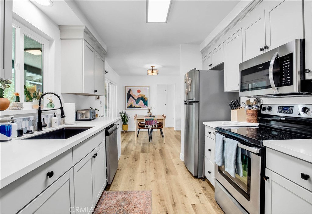 61475 Alta Vista Drive