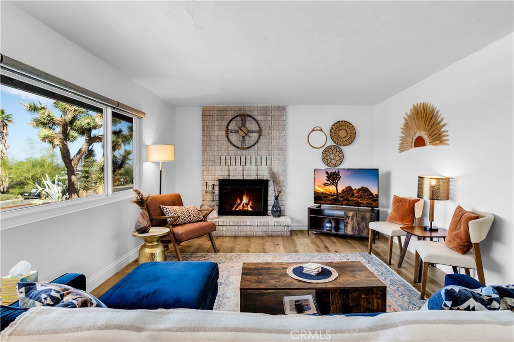 61475 Alta Vista Drive