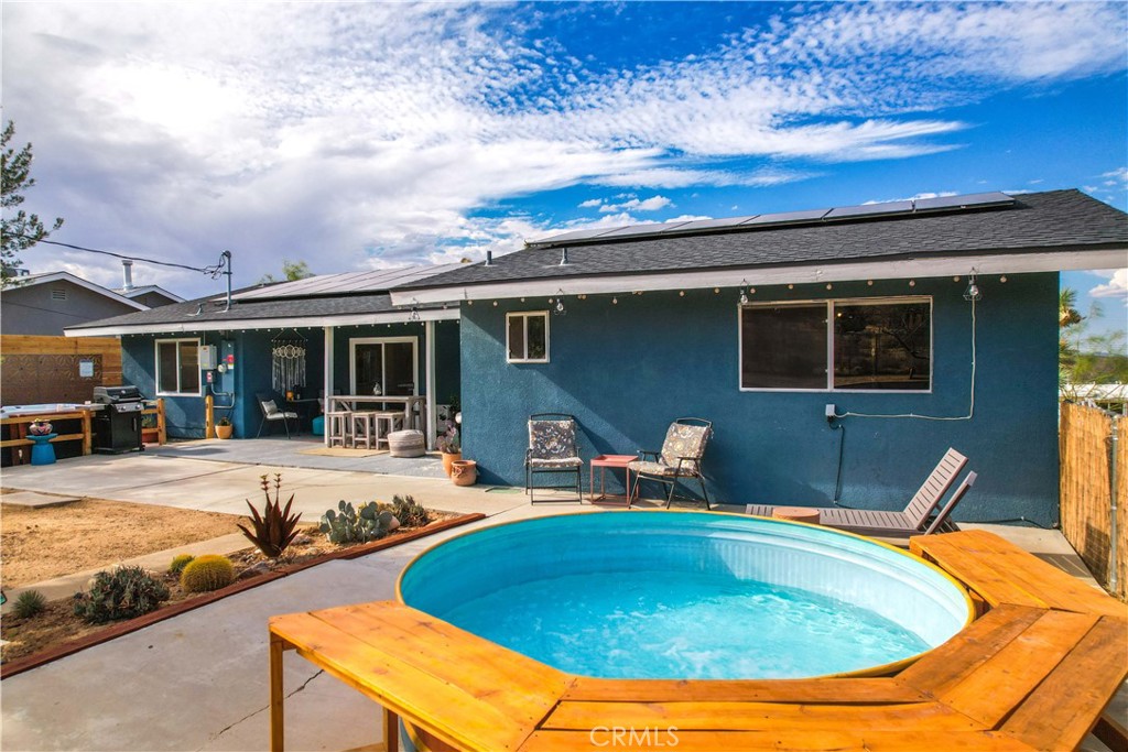 61475 Alta Vista Drive