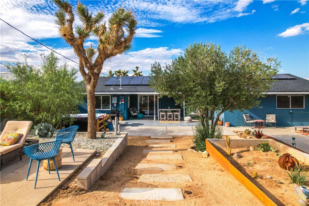 61475 Alta Vista Drive