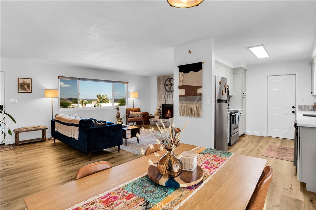 61475 Alta Vista Drive