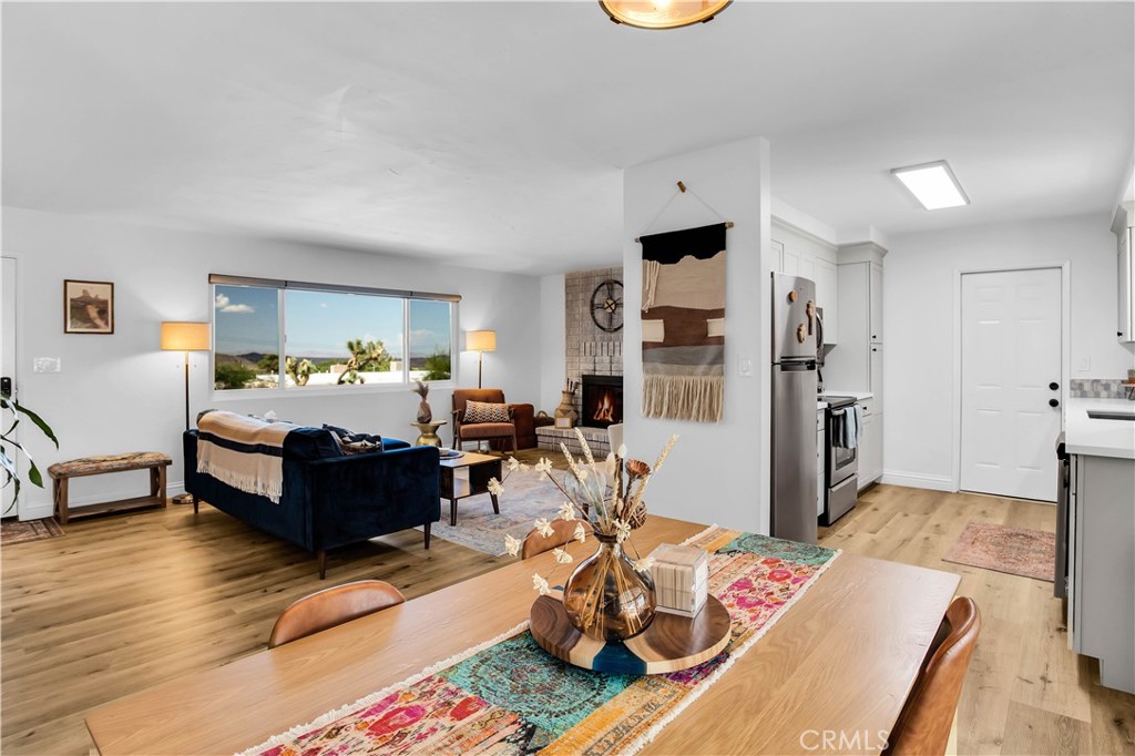 61475 Alta Vista Drive