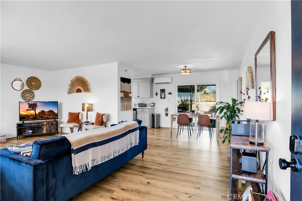 61475 Alta Vista Drive