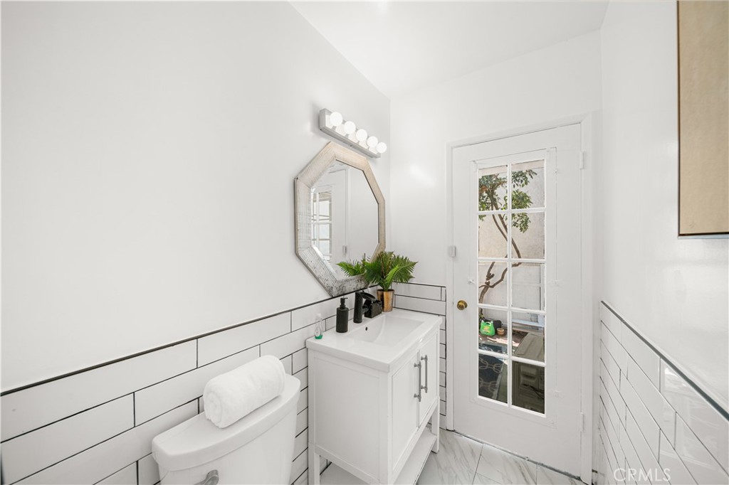 6320 Longmont Avenue