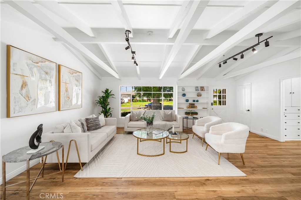 6320 Longmont Avenue