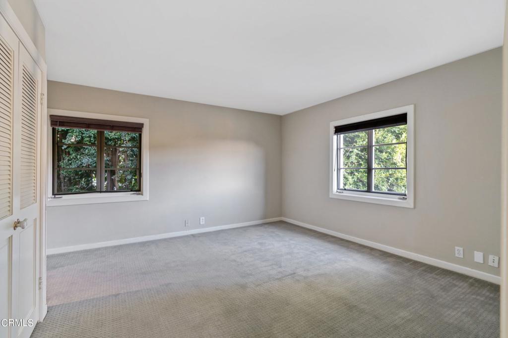 1427 Bluebird Ave Avenue