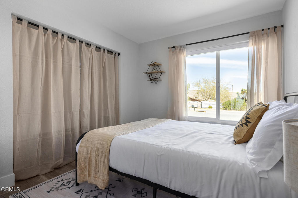 61591 La Jolla Drive