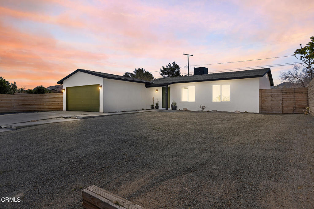 61591 La Jolla Drive