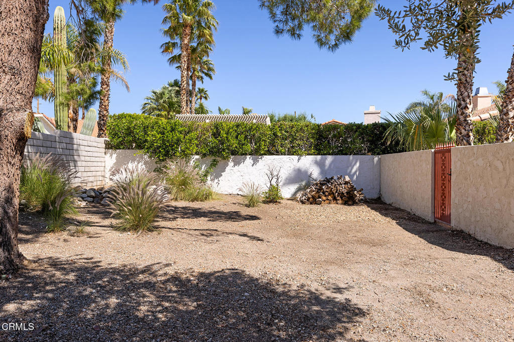 64935 Leonard Court