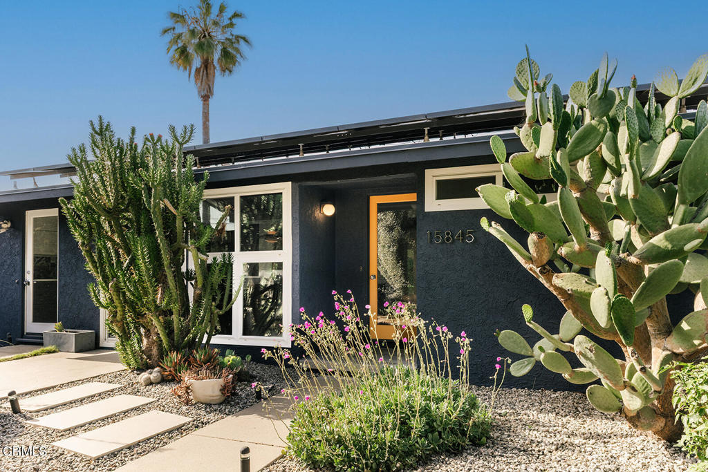 15845 Lassen Street