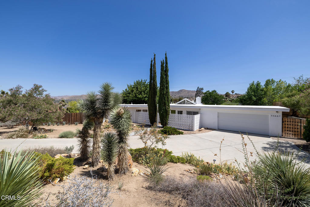 54667 Benecia Trail
