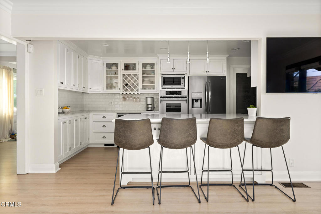 404 Rosemont Boulevard