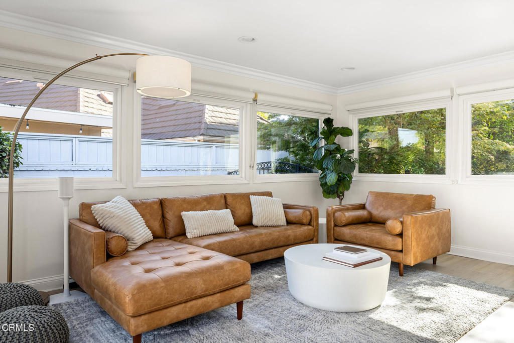 404 Rosemont Boulevard