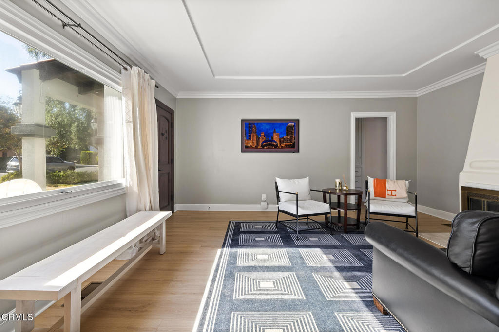 404 Rosemont Boulevard