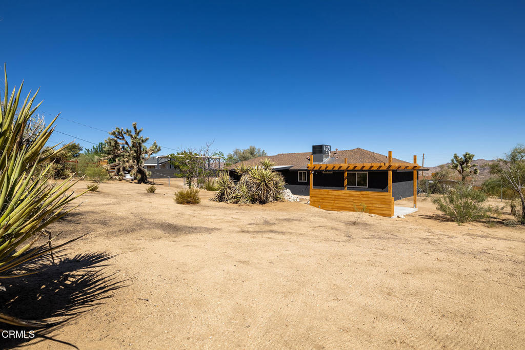 60815 Natoma Trail