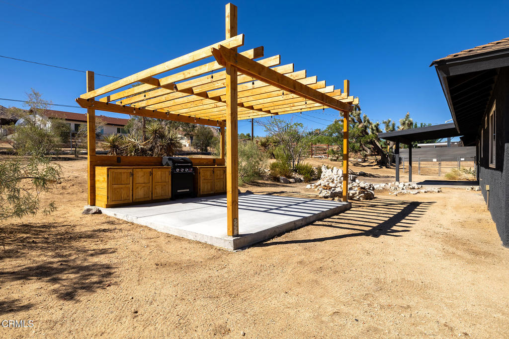 60815 Natoma Trail