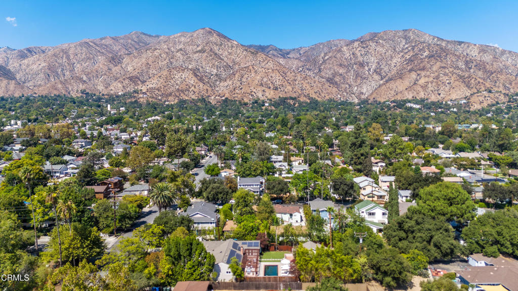 180 S Mountain Trail Avenue