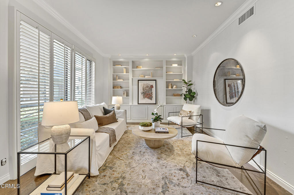 211 S Orange Grove Boulevard 5