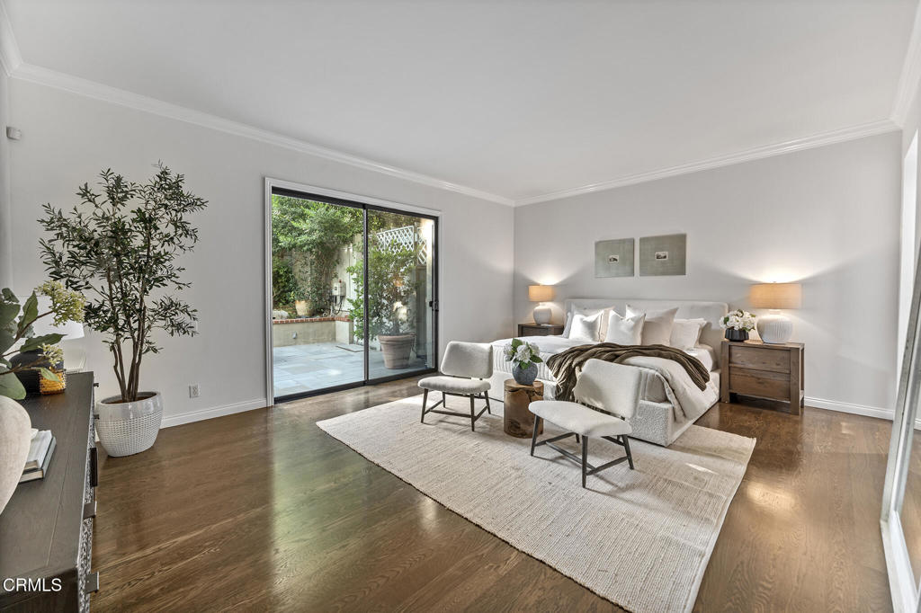 211 S Orange Grove Boulevard 5