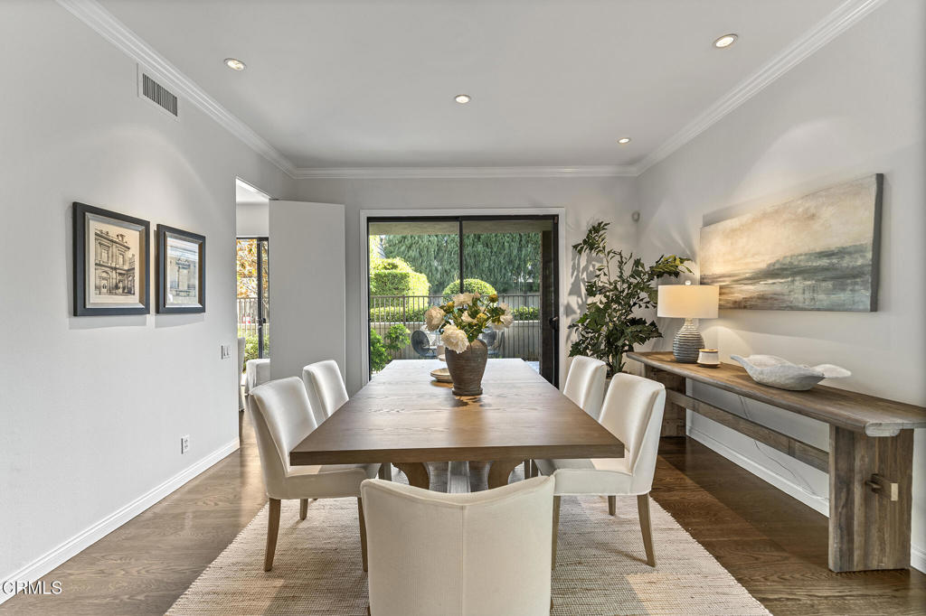 211 S Orange Grove Boulevard 5