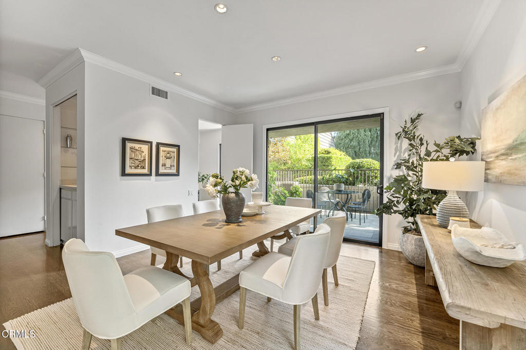 211 S Orange Grove Boulevard 5