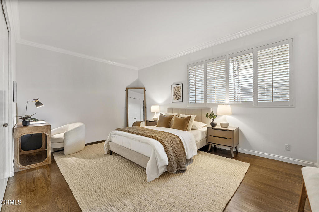 211 S Orange Grove Boulevard 5