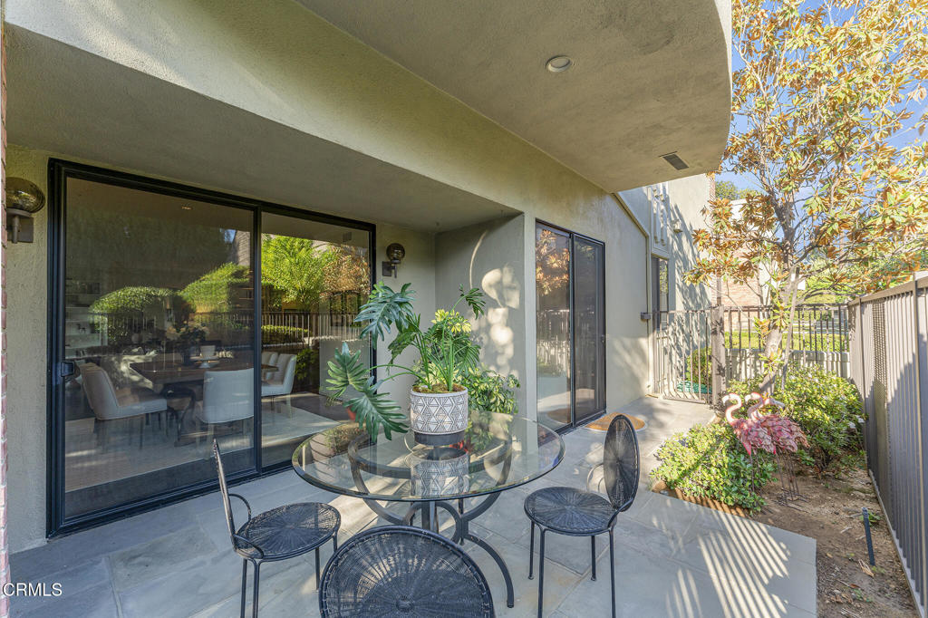 211 S Orange Grove Boulevard 5