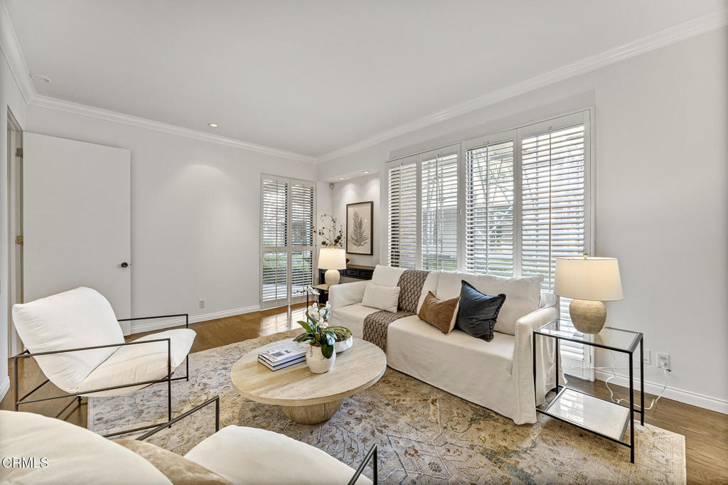 211 S Orange Grove Boulevard 5