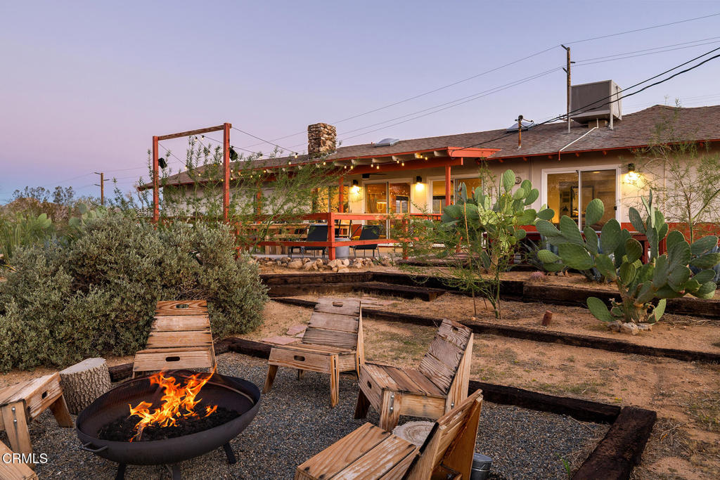 7284 Saddleback Road