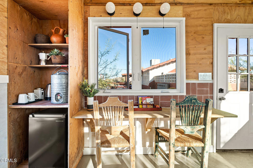 7284 Saddleback Road