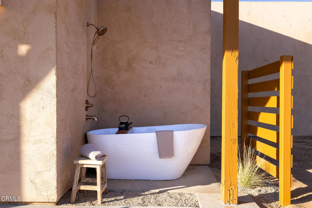 60679 Trentwood Drive