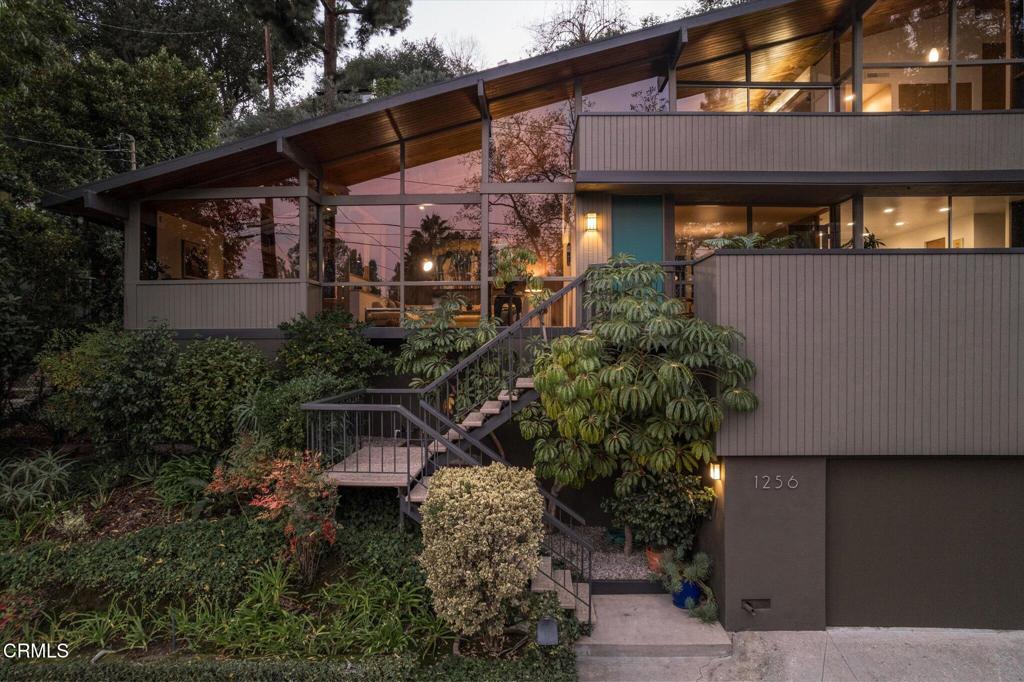 1256 Club House Drive