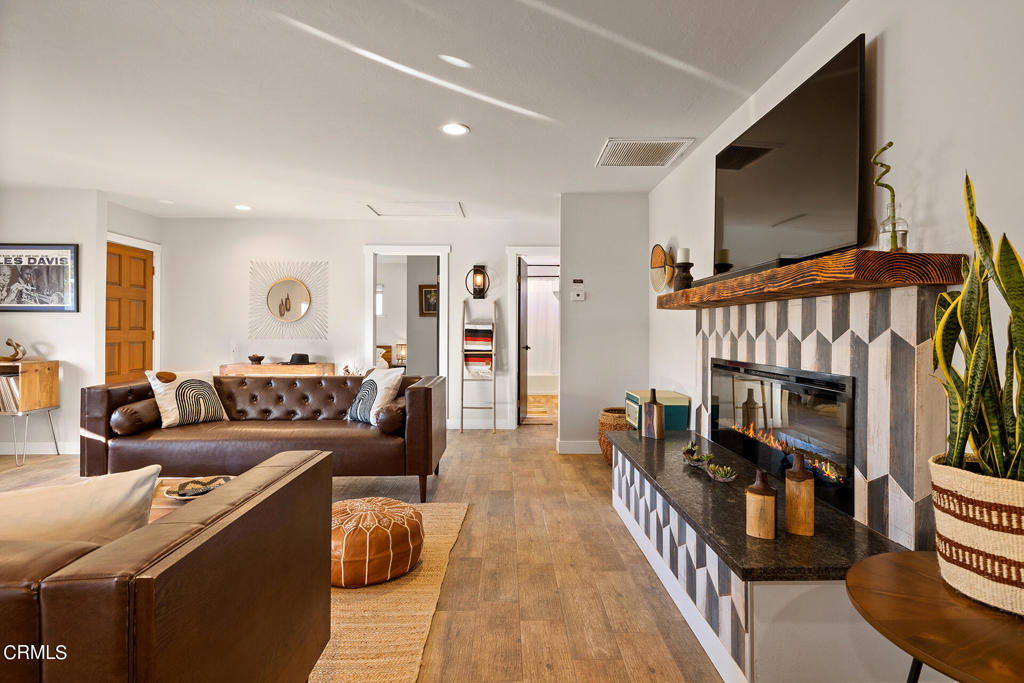 4741 Avenida Del Sol