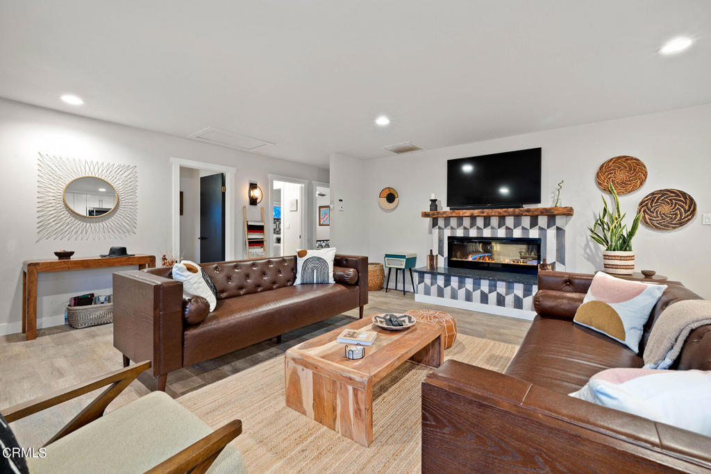 4741 Avenida Del Sol