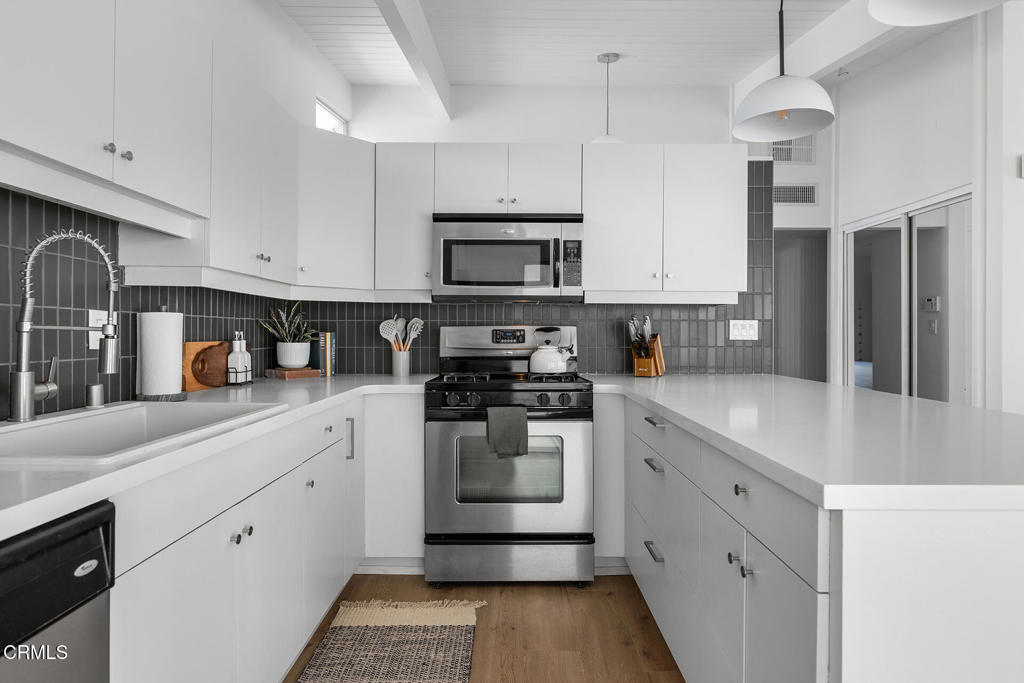 795 E Racquet Club Road