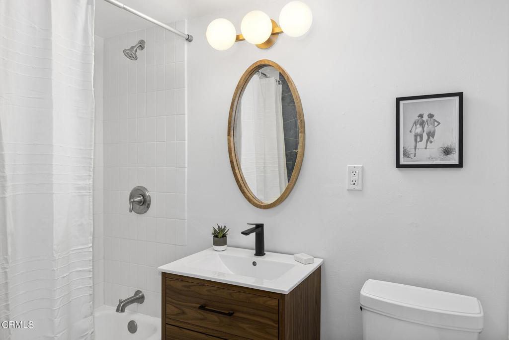 795 E Racquet Club Road