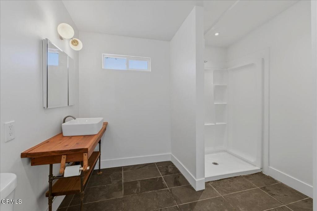 61714 Commercial Street