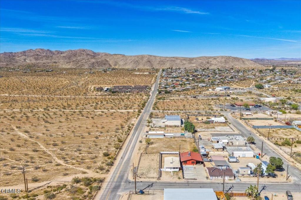 61714 Commercial Street