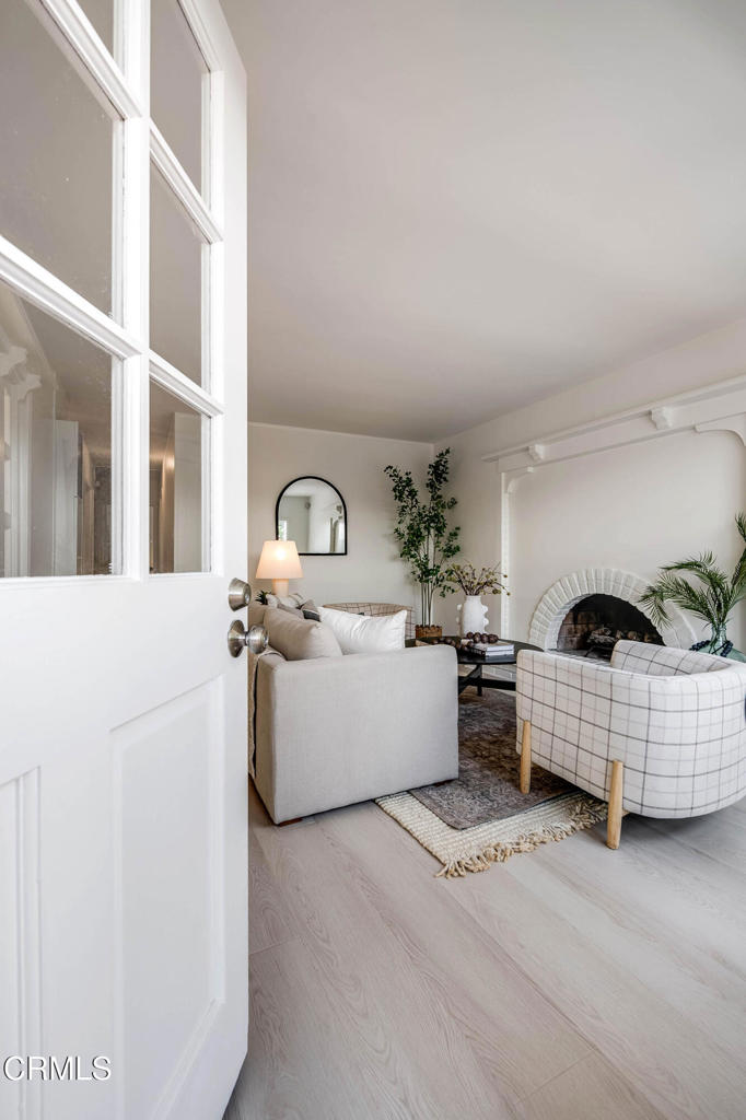 1260 Marthas Vineyard Court