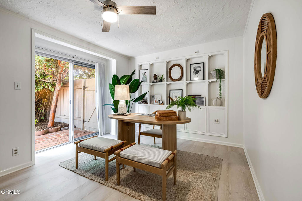 1260 Marthas Vineyard Court