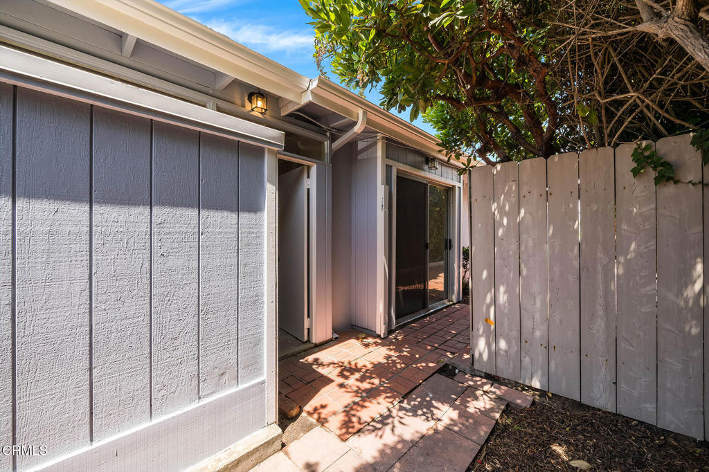 1260 Marthas Vineyard Court
