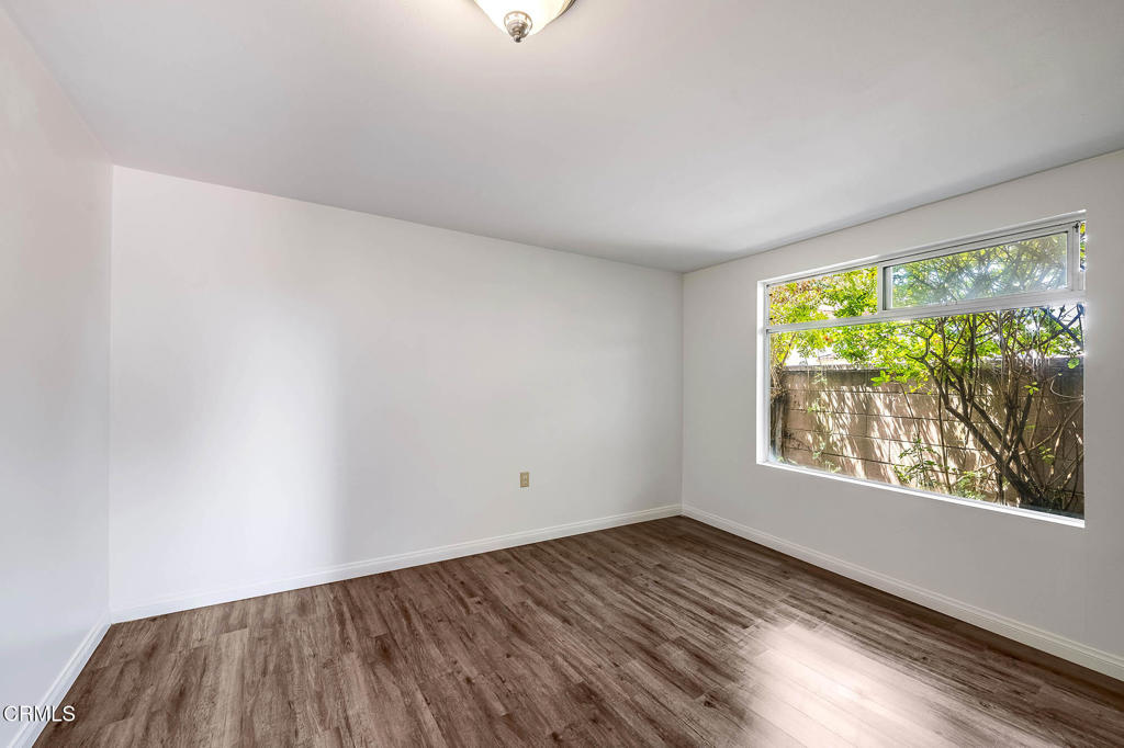 1260 Marthas Vineyard Court