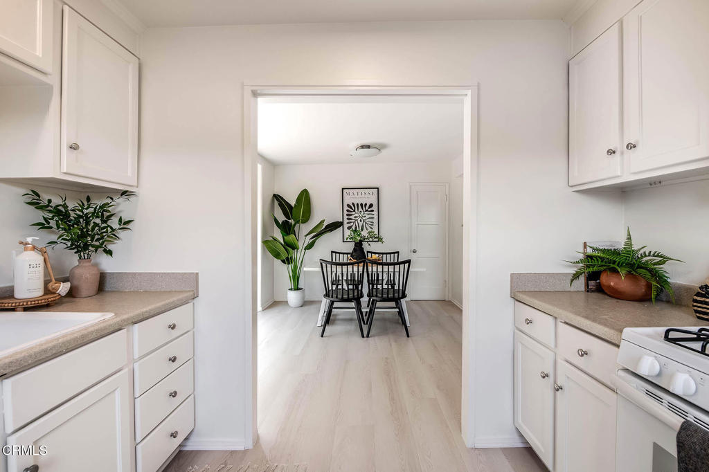 1260 Marthas Vineyard Court