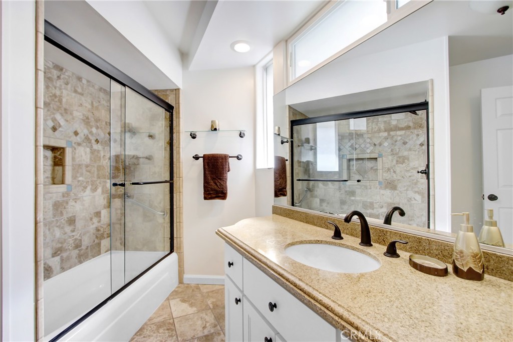 5309 E Brittain Street