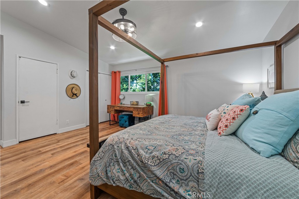 1910 Grant Ave 4