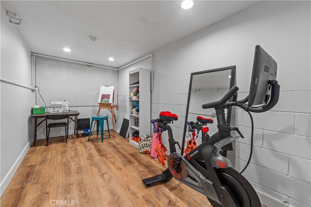 1910 Grant Ave 4