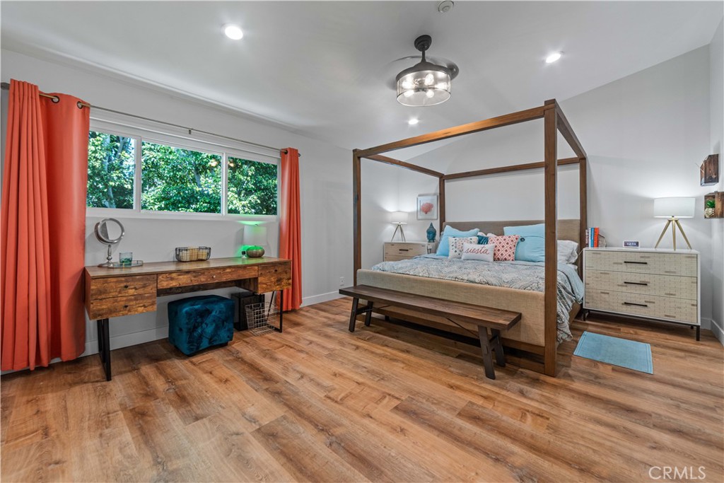 1910 Grant Ave 4