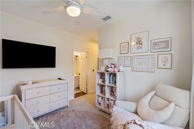 5616 Etiwanda AVE Unit: 6